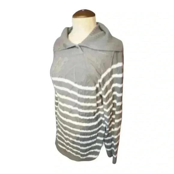 Croft & Barrow Women's 2XL Gray Cable-Knit Striped V-Neck Sweater - Picture 4 of 8